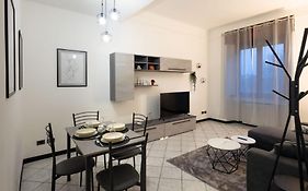 New Apartment Milan-Oh My House!
